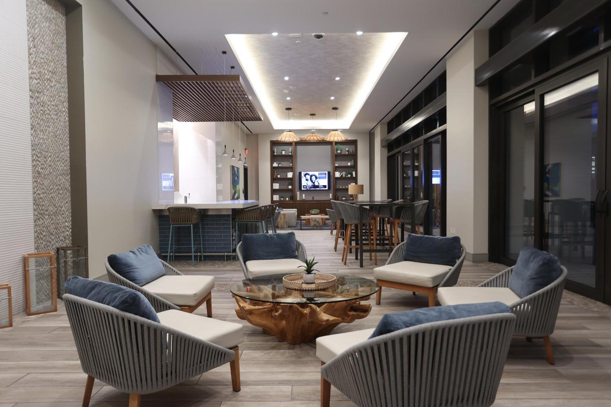 Houston'S Downtown Oasis Aparthotel Exterior photo