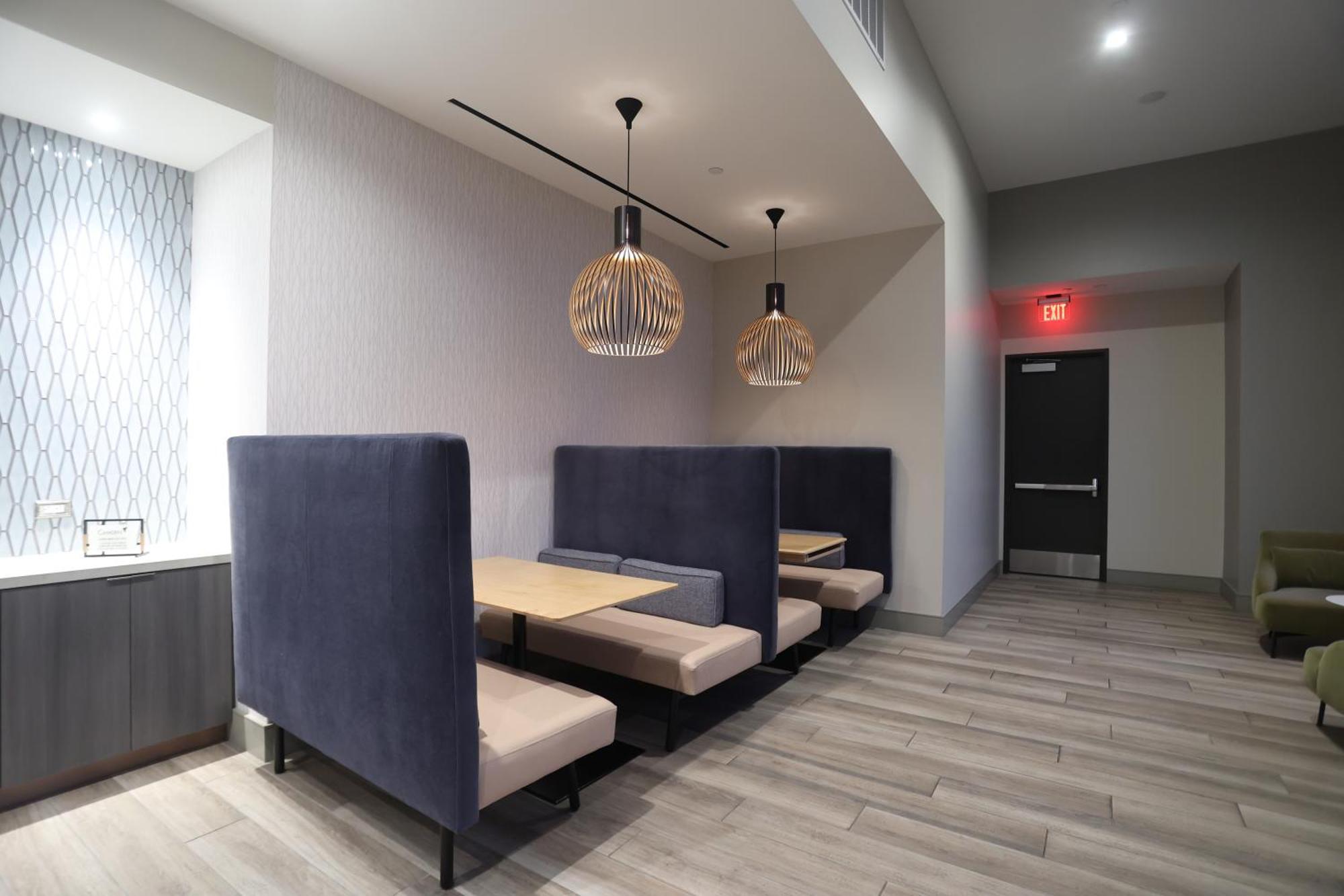 Houston'S Downtown Oasis Aparthotel Exterior photo